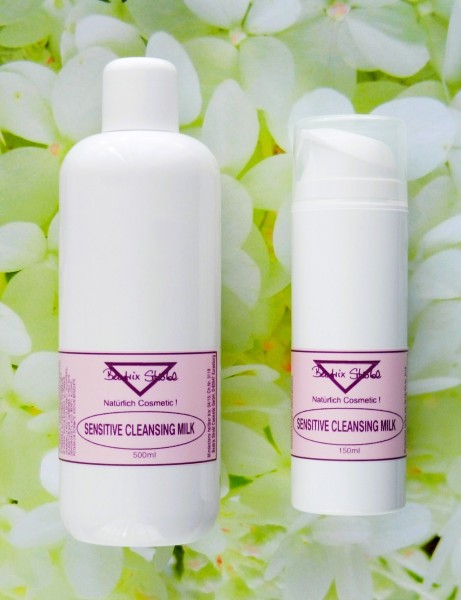 SENSITIVE CLEANSING MILK